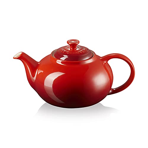 Le Creuset Klassische Teekanne aus Steinzeug, 1,3 Liter, für 3–4 Tassen, Kirschrot, 80702130600003